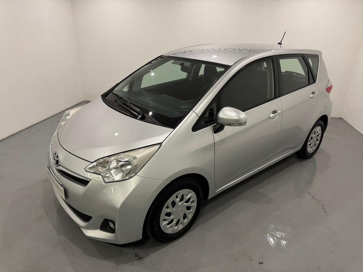toyota-verso-s-2011-diesel-1364cc