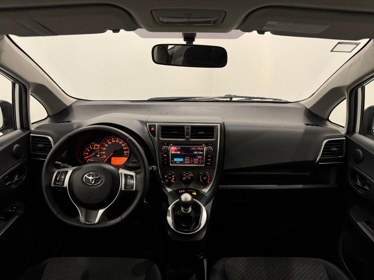 toyota-verso-s-2011-diesel-1364cc