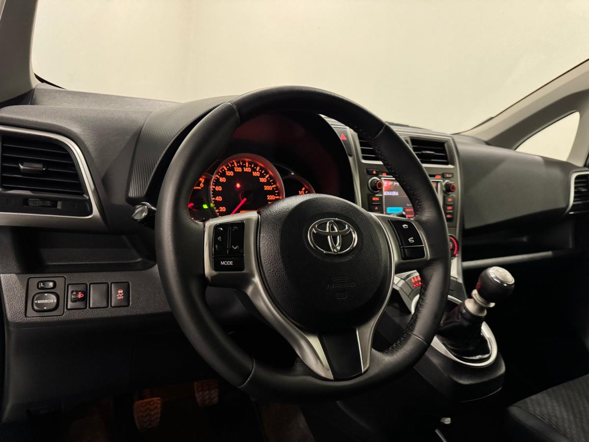 toyota-verso-s-2011-diesel-1364cc