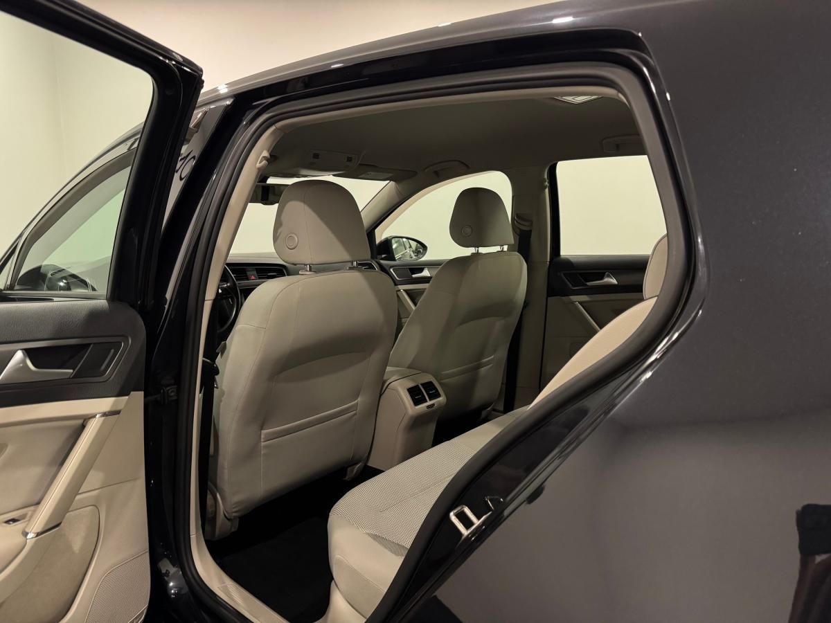 volkswagen-golf-2013-diesel-1968cc