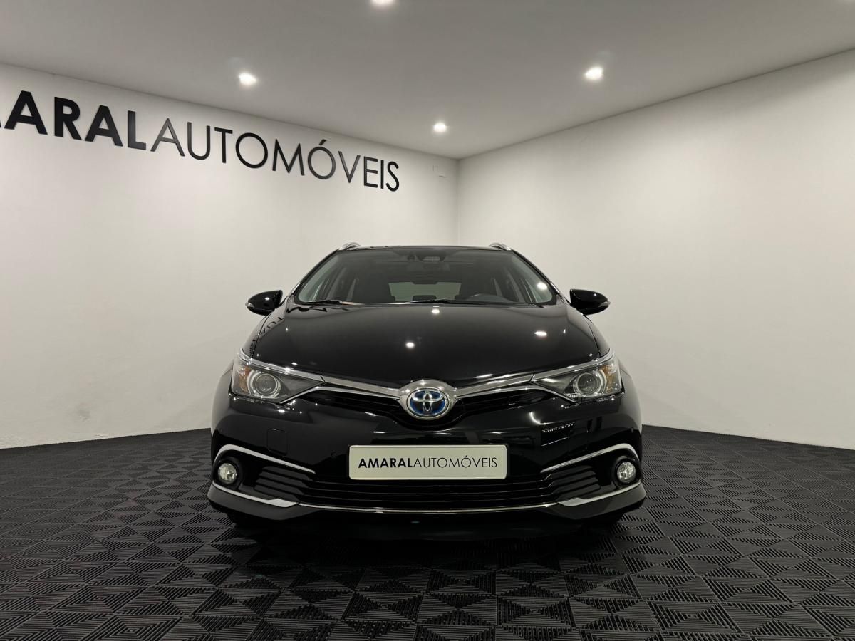 toyota-auris-touring-sports-2018-hibrido-a-gasolina-1798cc