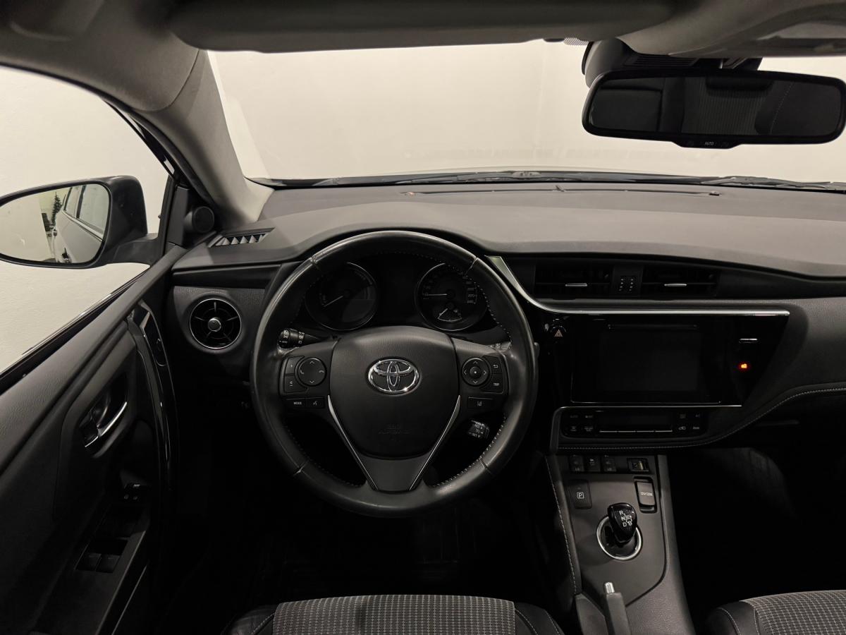 toyota-auris-touring-sports-2018-hibrido-a-gasolina-1798cc