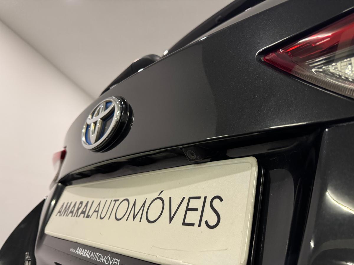 toyota-auris-touring-sports-2018-hibrido-a-gasolina-1798cc