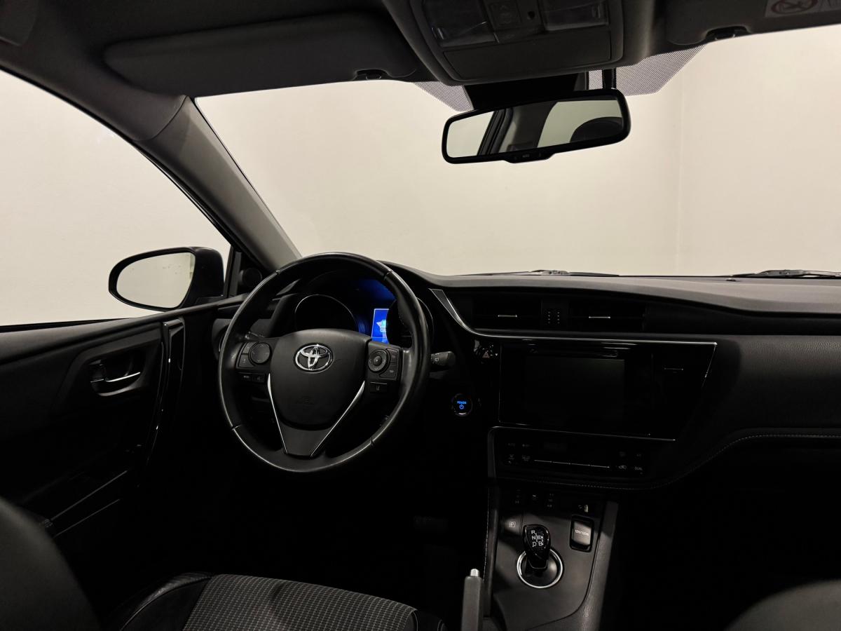 toyota-auris-touring-sports-2018-hibrido-a-gasolina-1798cc
