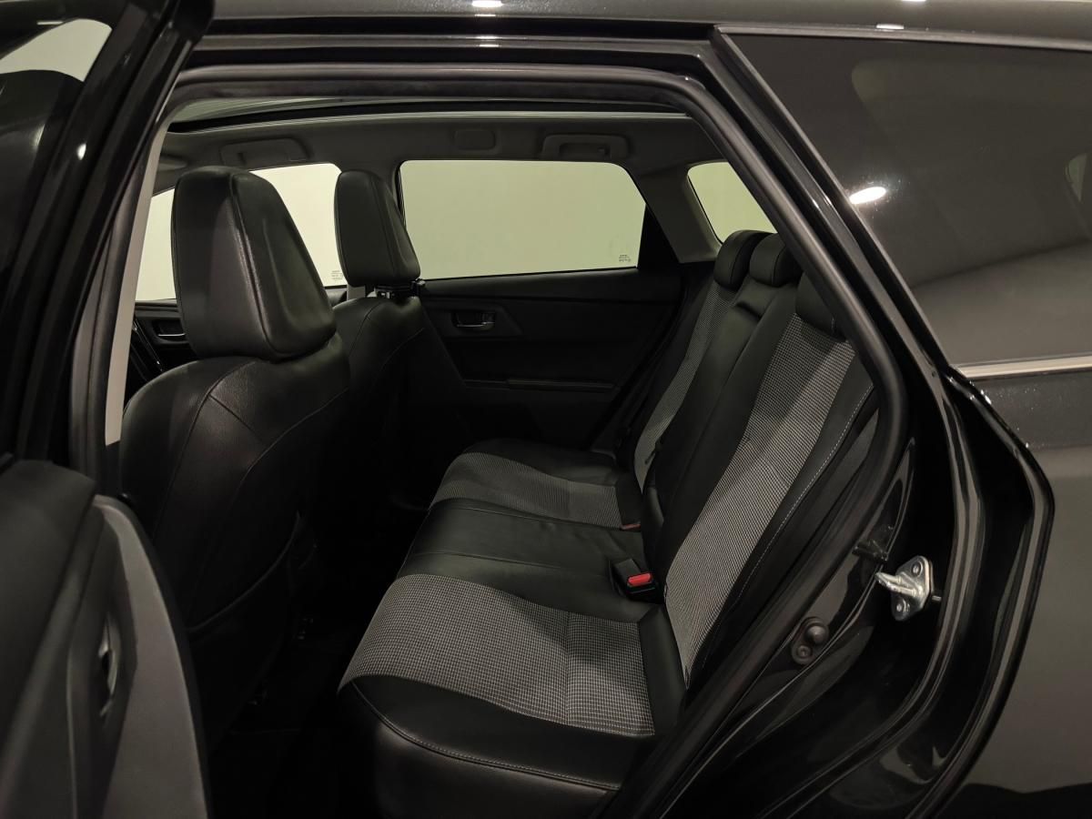 toyota-auris-touring-sports-2018-hibrido-a-gasolina-1798cc