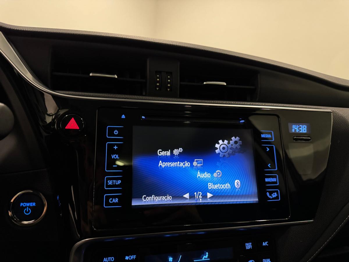 toyota-auris-touring-sports-2018-hibrido-a-gasolina-1798cc