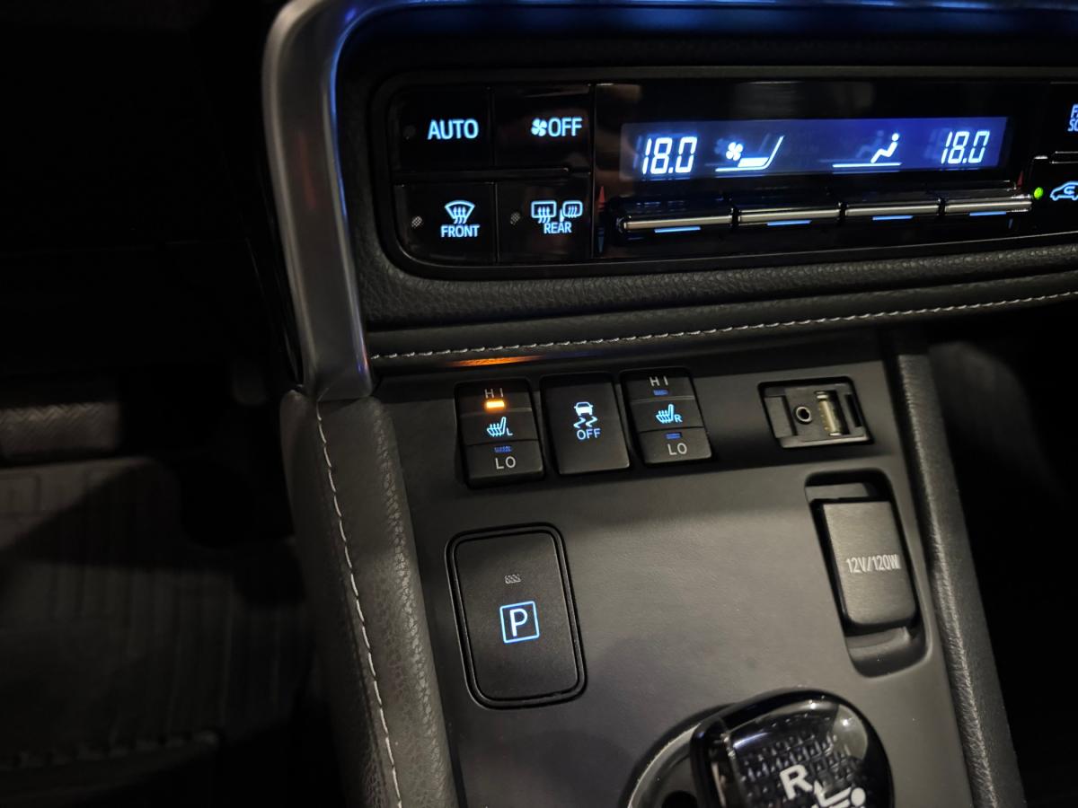 toyota-auris-touring-sports-2018-hibrido-a-gasolina-1798cc