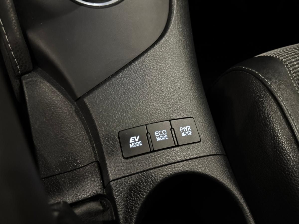 toyota-auris-touring-sports-2018-hibrido-a-gasolina-1798cc