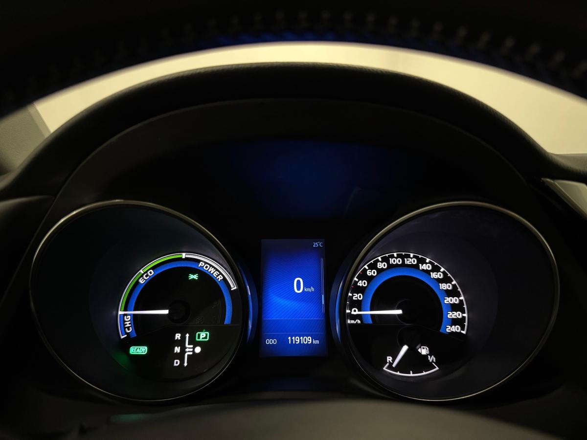 toyota-auris-touring-sports-2018-hibrido-a-gasolina-1798cc