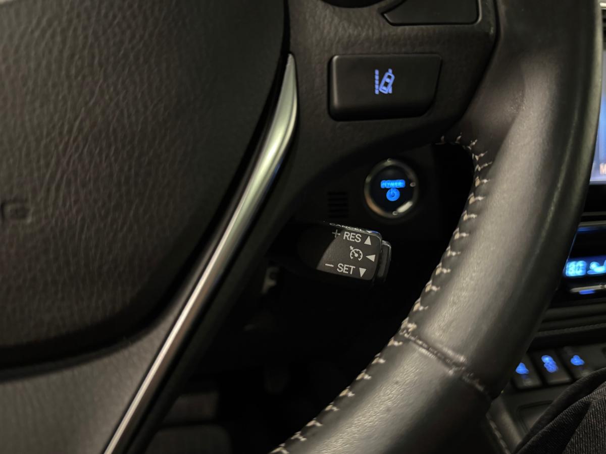 toyota-auris-touring-sports-2018-hibrido-a-gasolina-1798cc