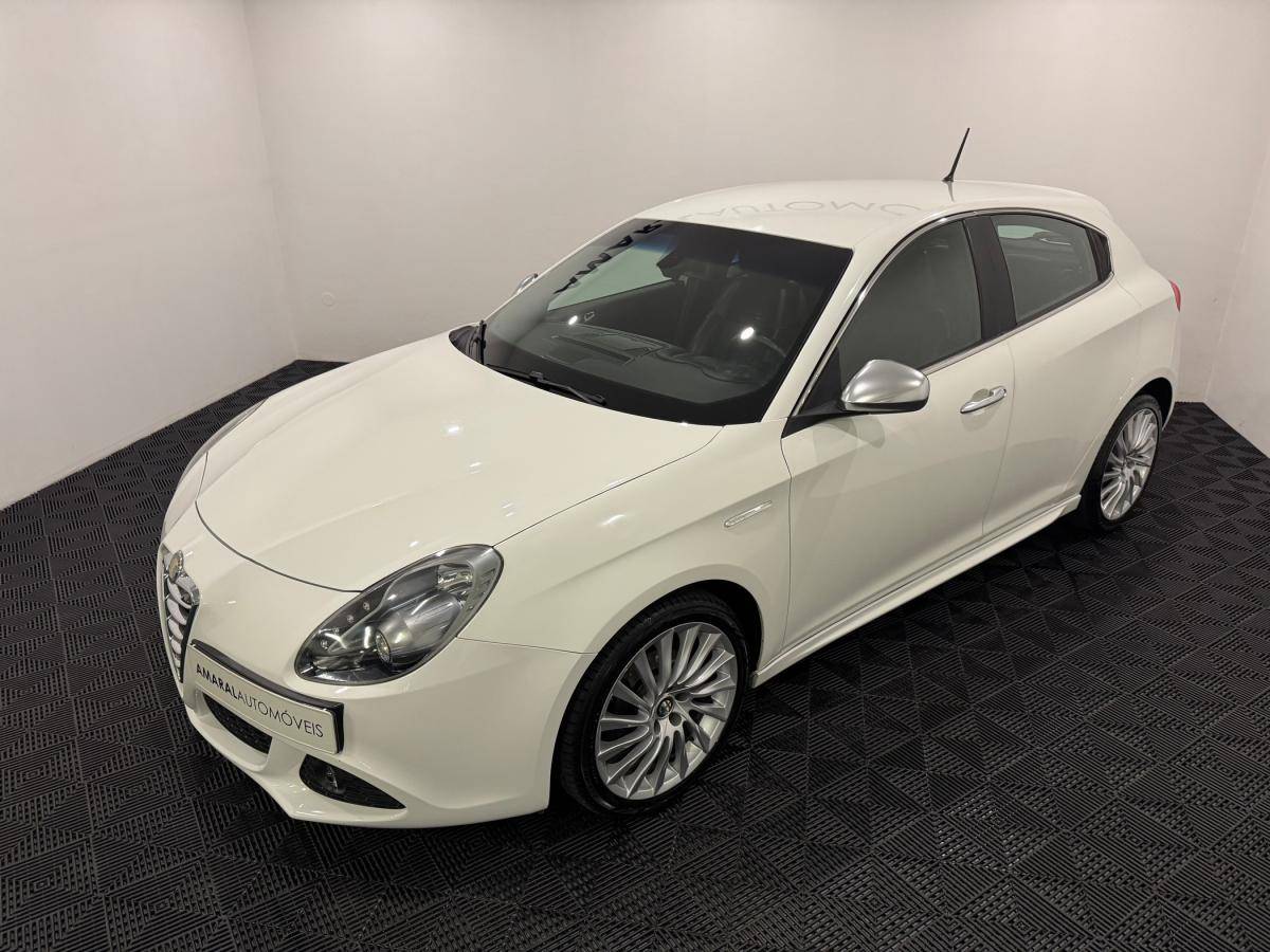 alfa-romeo-giulietta-2012-diesel-1598cc