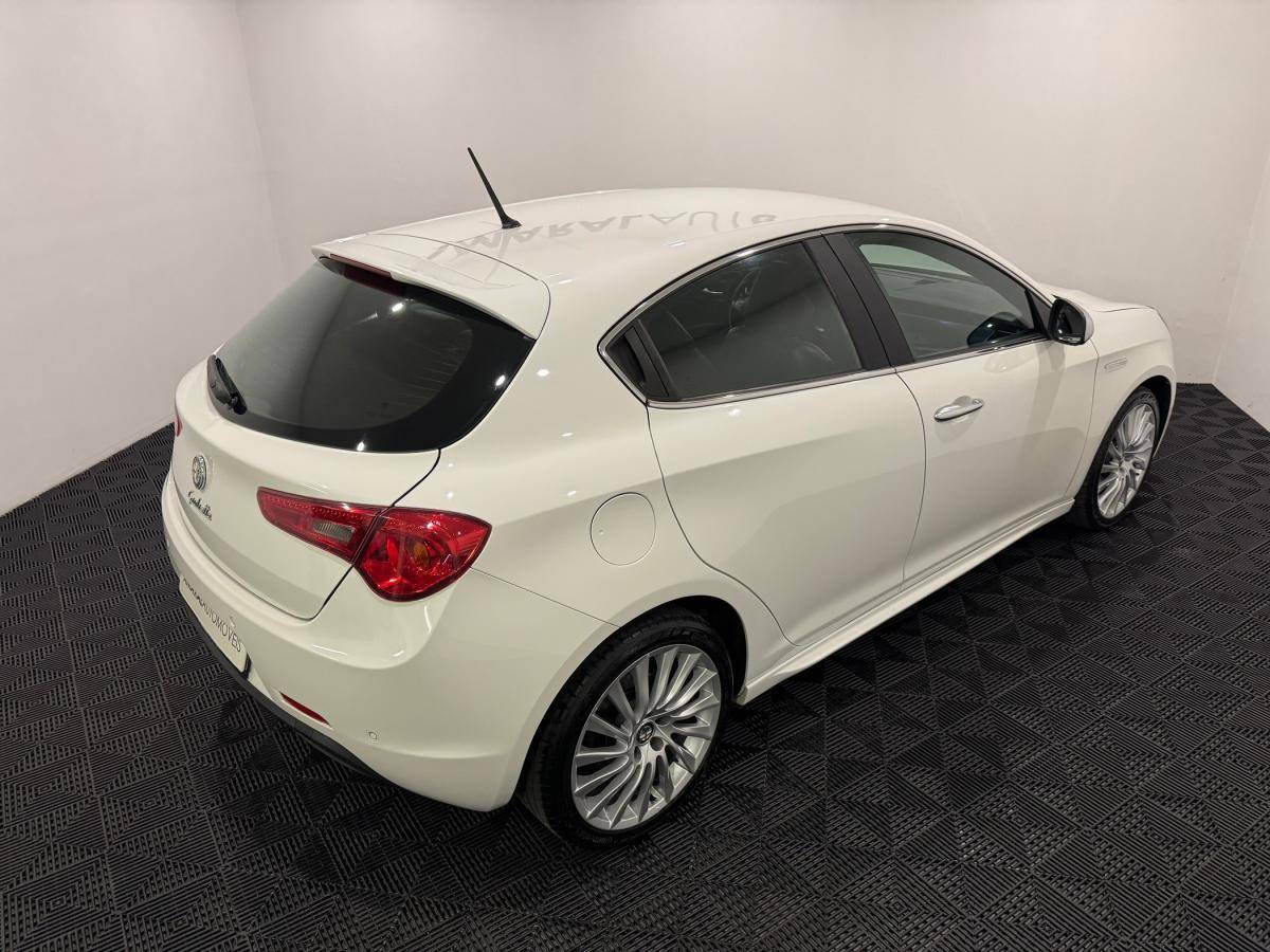 alfa-romeo-giulietta-2012-diesel-1598cc
