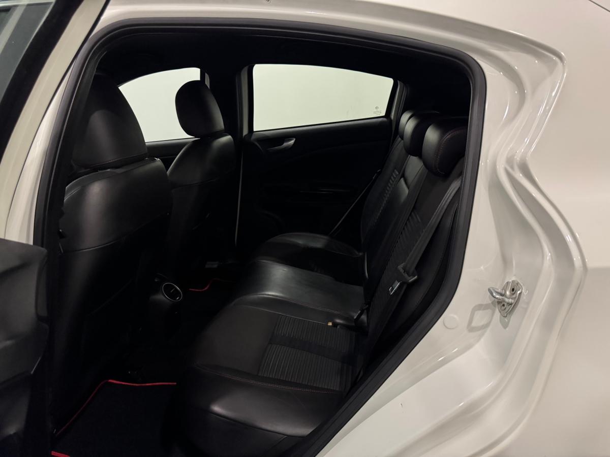 alfa-romeo-giulietta-2012-diesel-1598cc