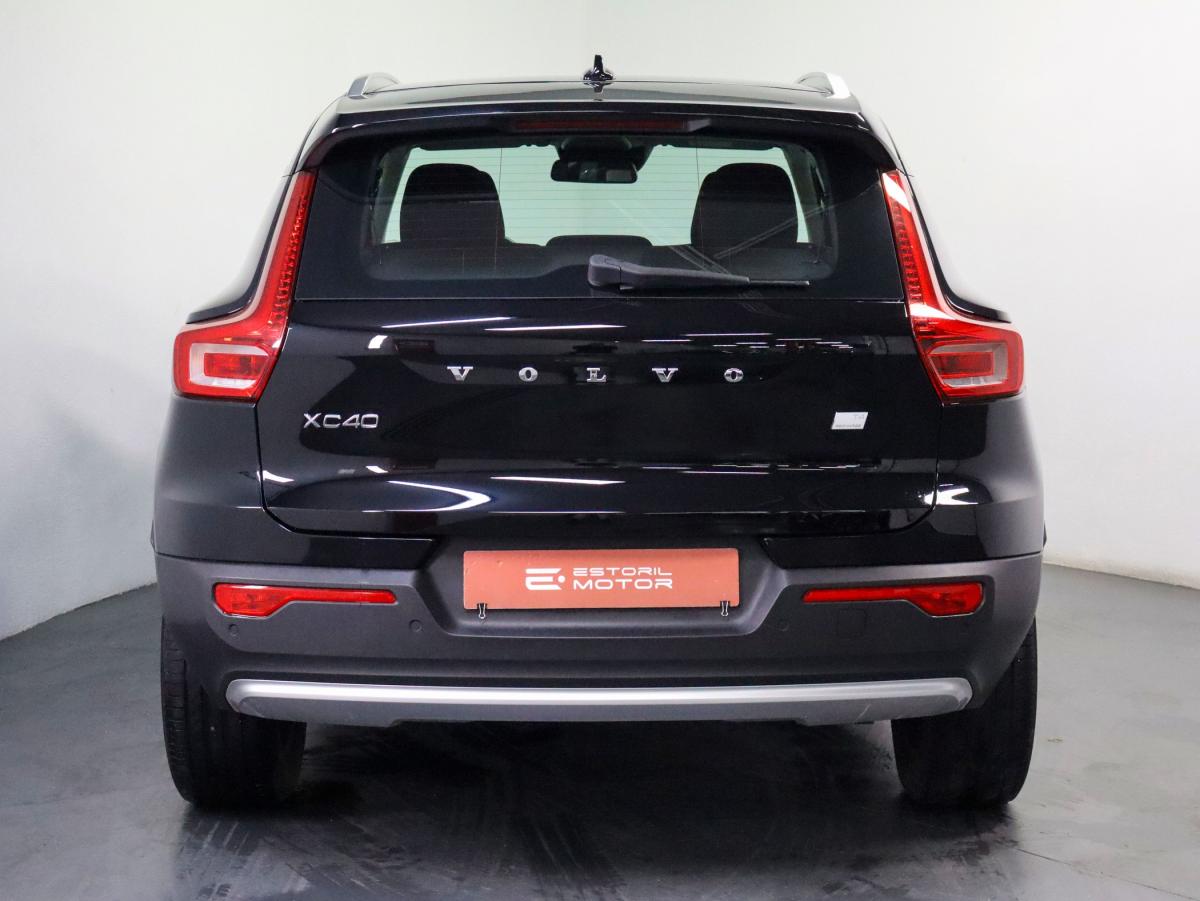 volvo-xc40-2022-hibrido-a-gasolina-1477cc
