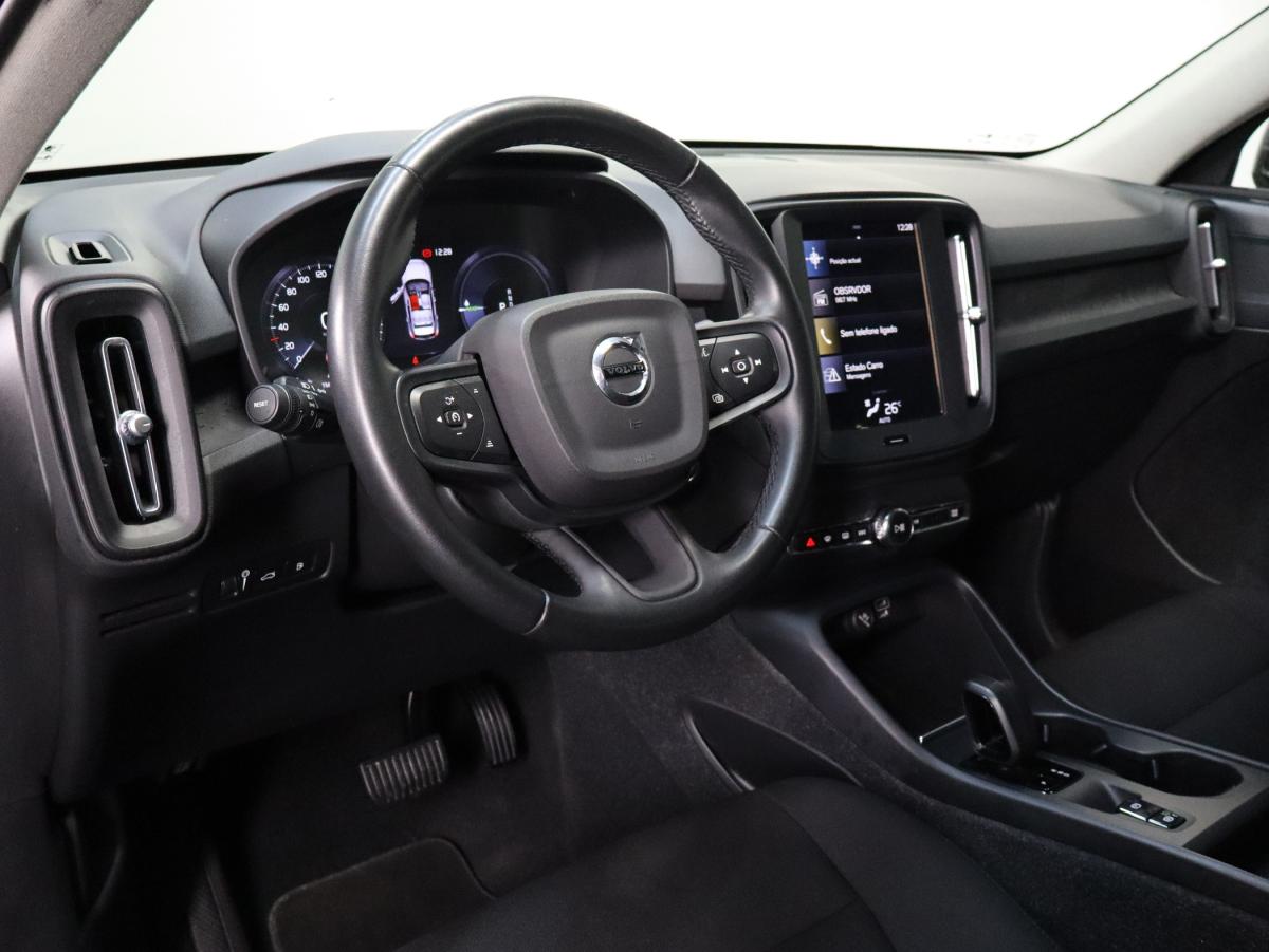 volvo-xc40-2022-hibrido-a-gasolina-1477cc