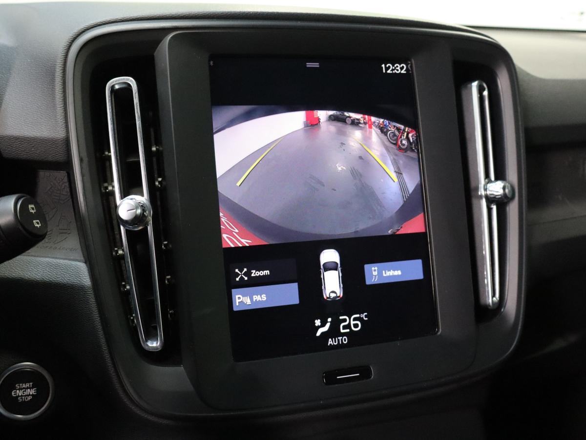 volvo-xc40-2022-hibrido-a-gasolina-1477cc