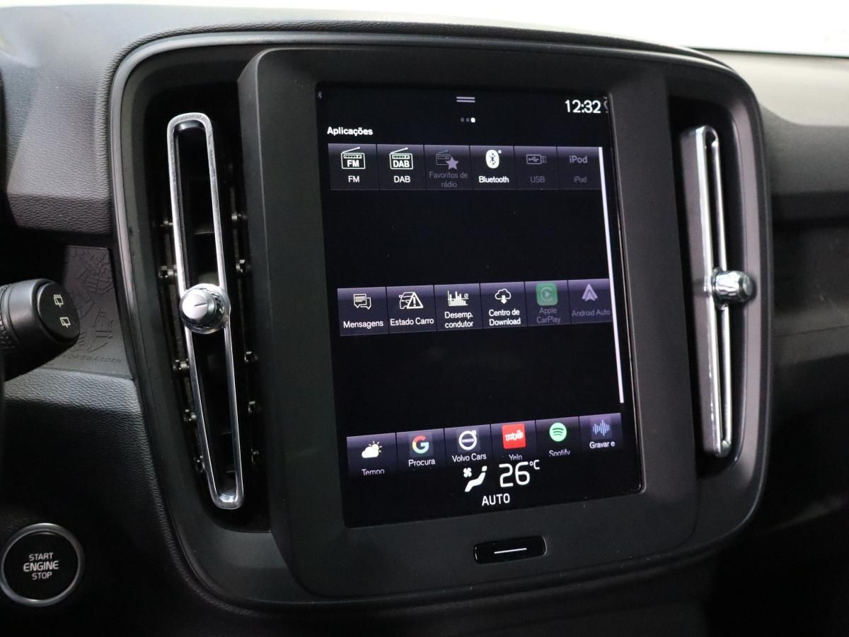 volvo-xc40-2022-hibrido-a-gasolina-1477cc