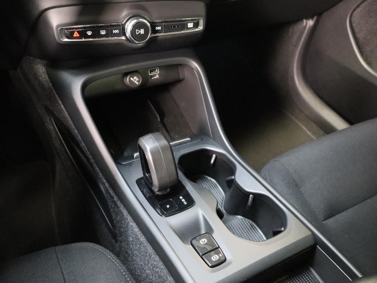 volvo-xc40-2022-hibrido-a-gasolina-1477cc