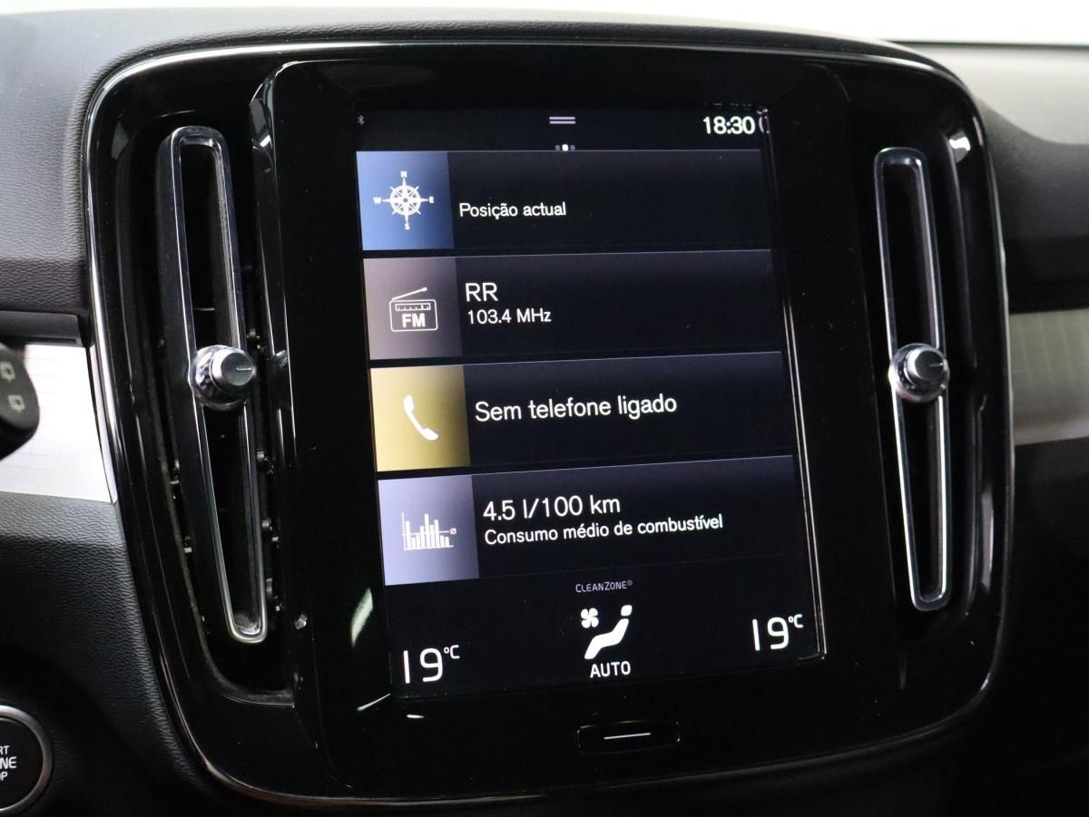volvo-xc40-2022-hibrido-a-gasolina-1477cc