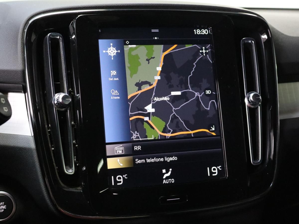 volvo-xc40-2022-hibrido-a-gasolina-1477cc