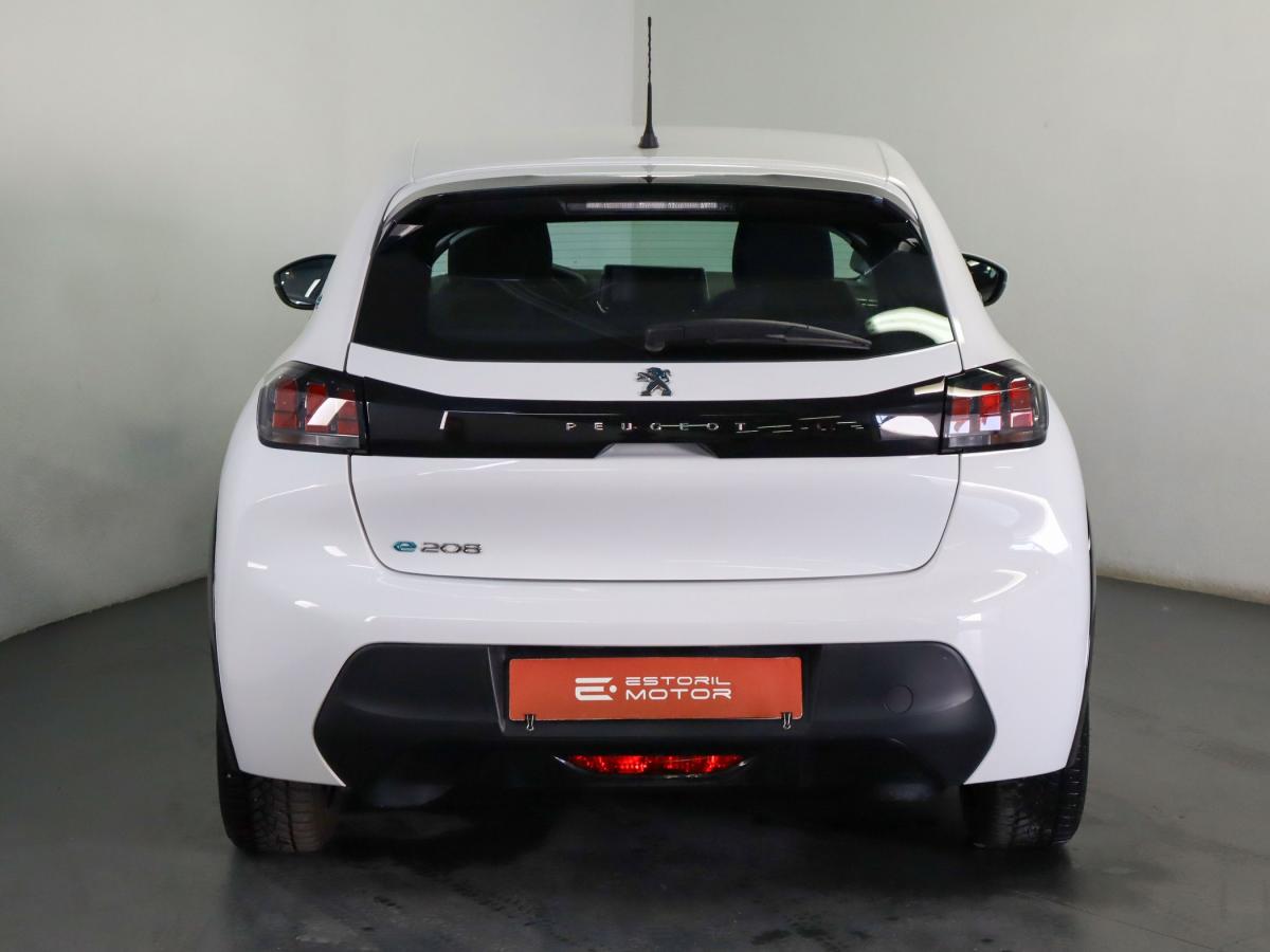 peugeot-208-2021-eletrico-500cc