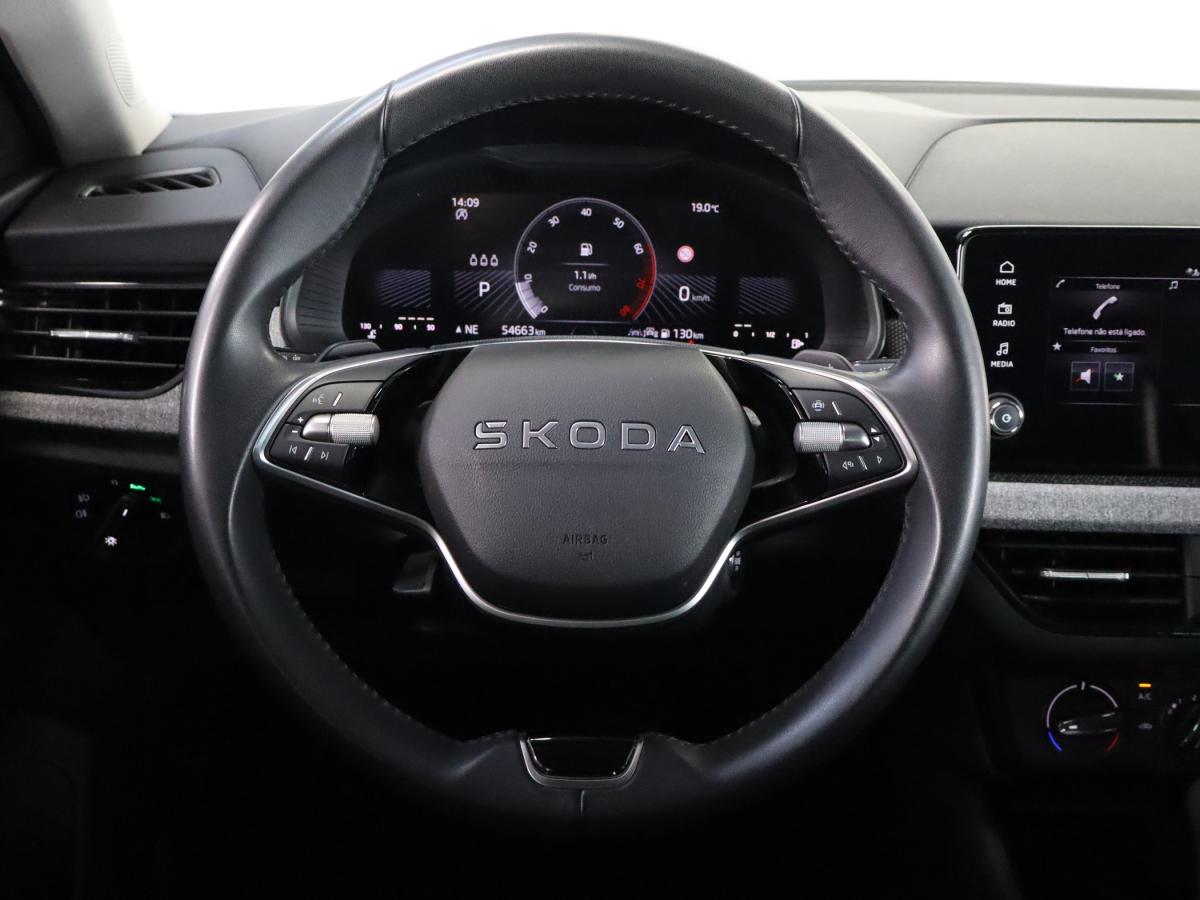 skoda-kamiq-2025-gasolina-999cc