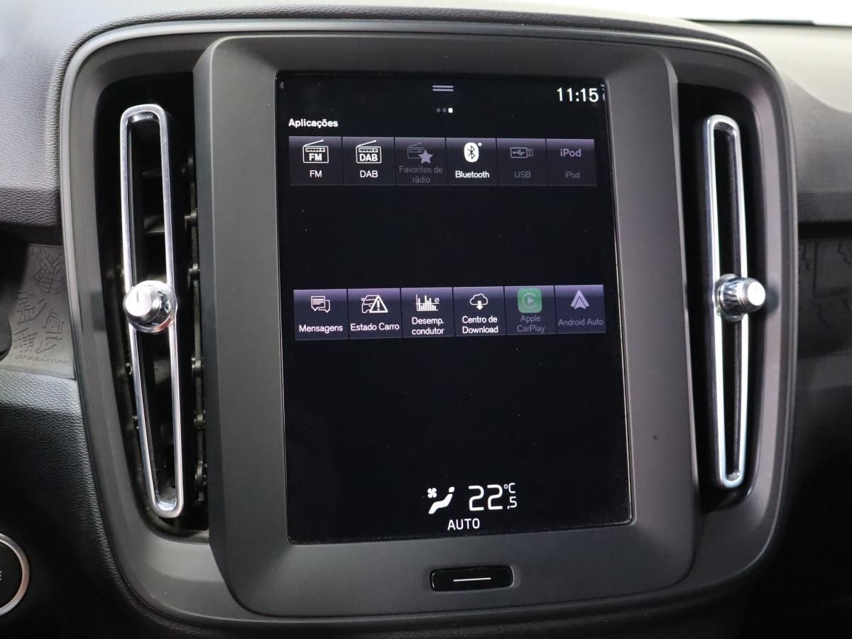 volvo-xc40-2023-hibrido-a-gasolina-1477cc