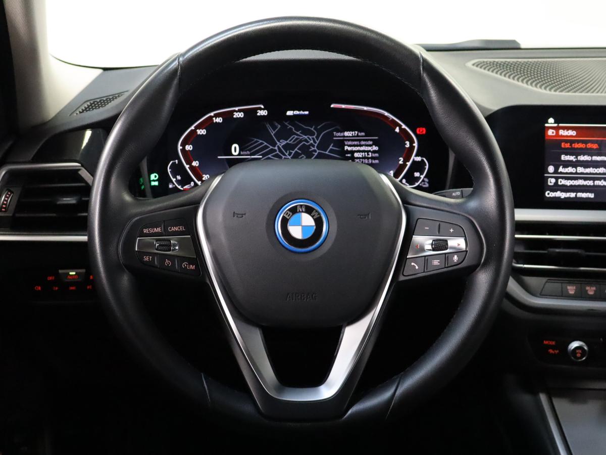 bmw-serie-3-2022-hibrido-a-gasolina-1998cc