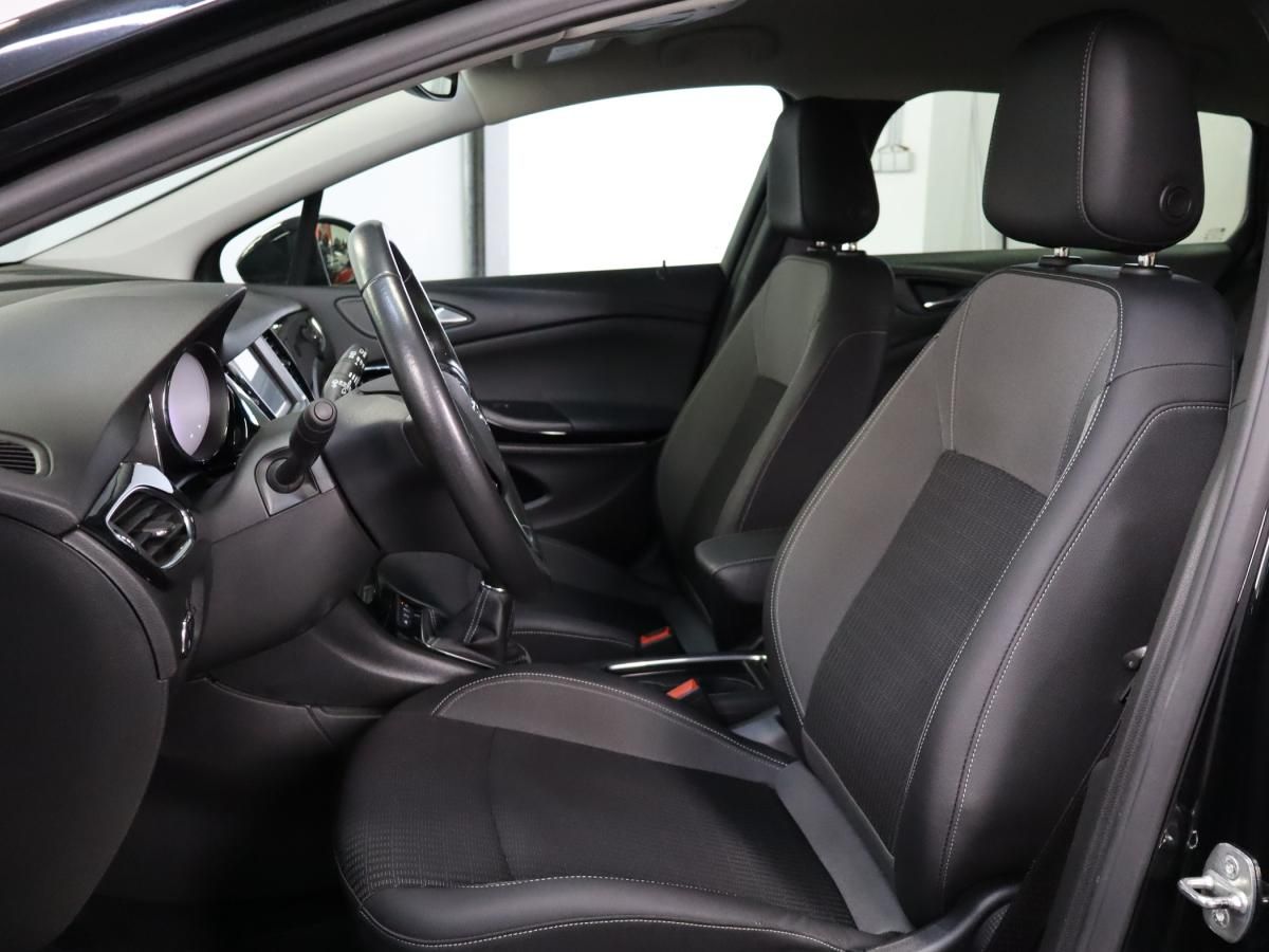 opel-astra-sport-tourer-2021-diesel-1496cc