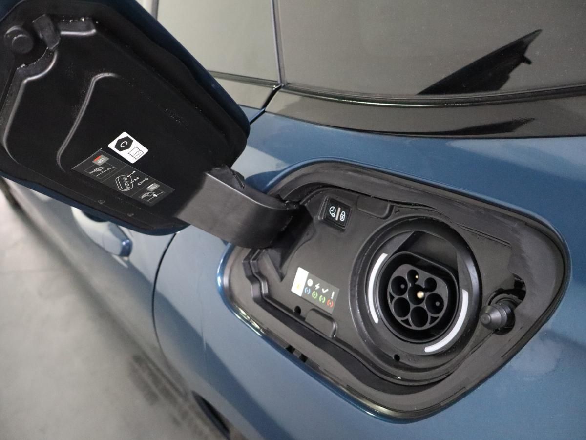 peugeot-508-sw-2021-hibrido-a-gasolina-1598cc