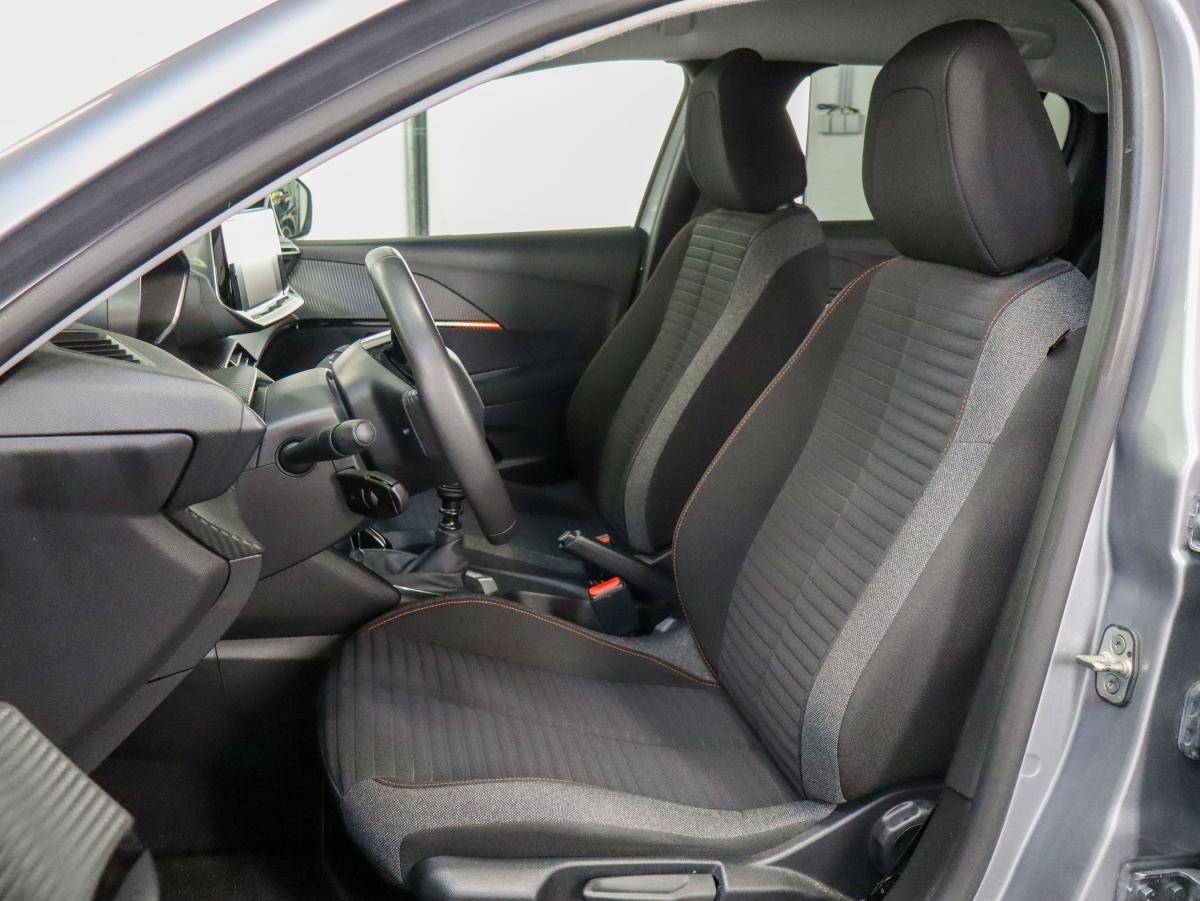 peugeot-208-2023-diesel-1499cc