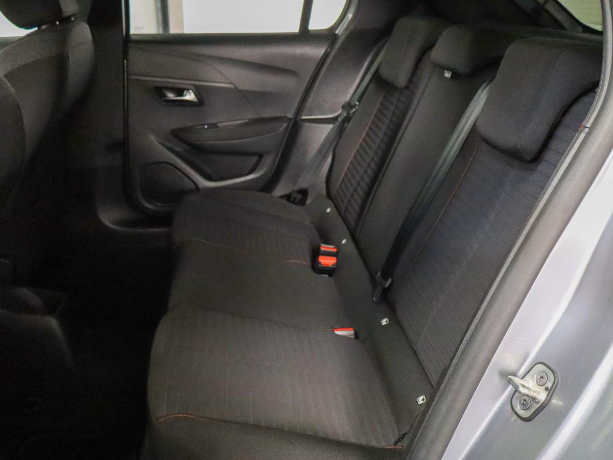 peugeot-208-2023-diesel-1499cc