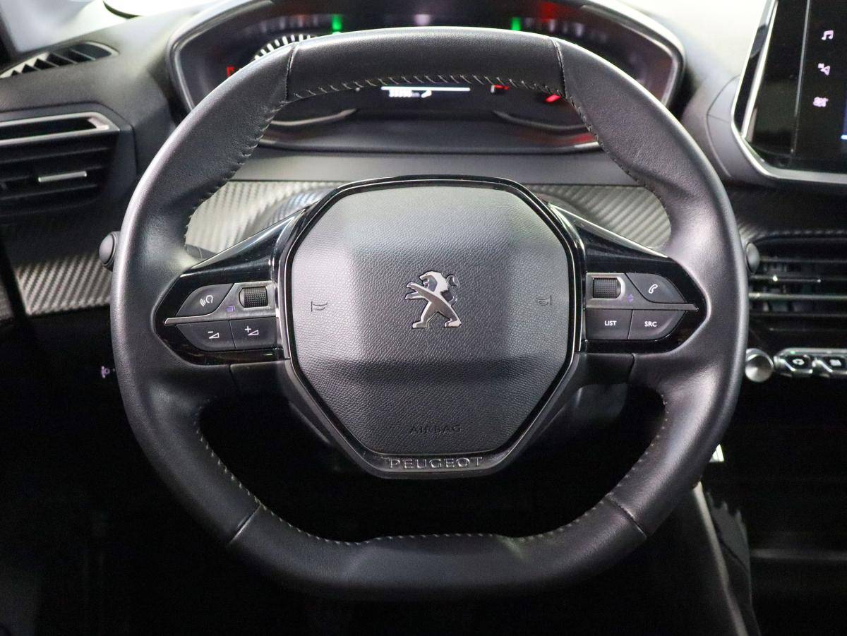 peugeot-208-2023-diesel-1499cc