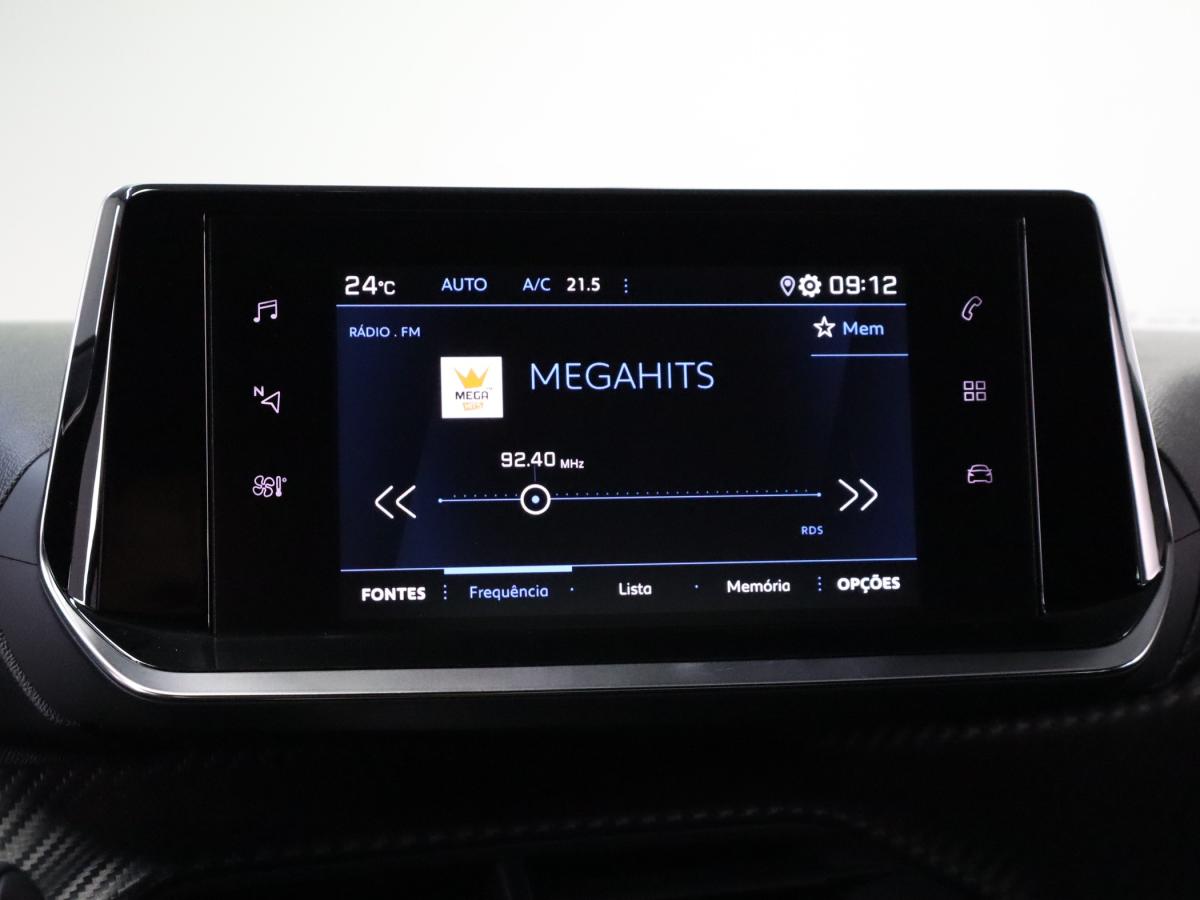 peugeot-2008-2023-diesel-1499cc