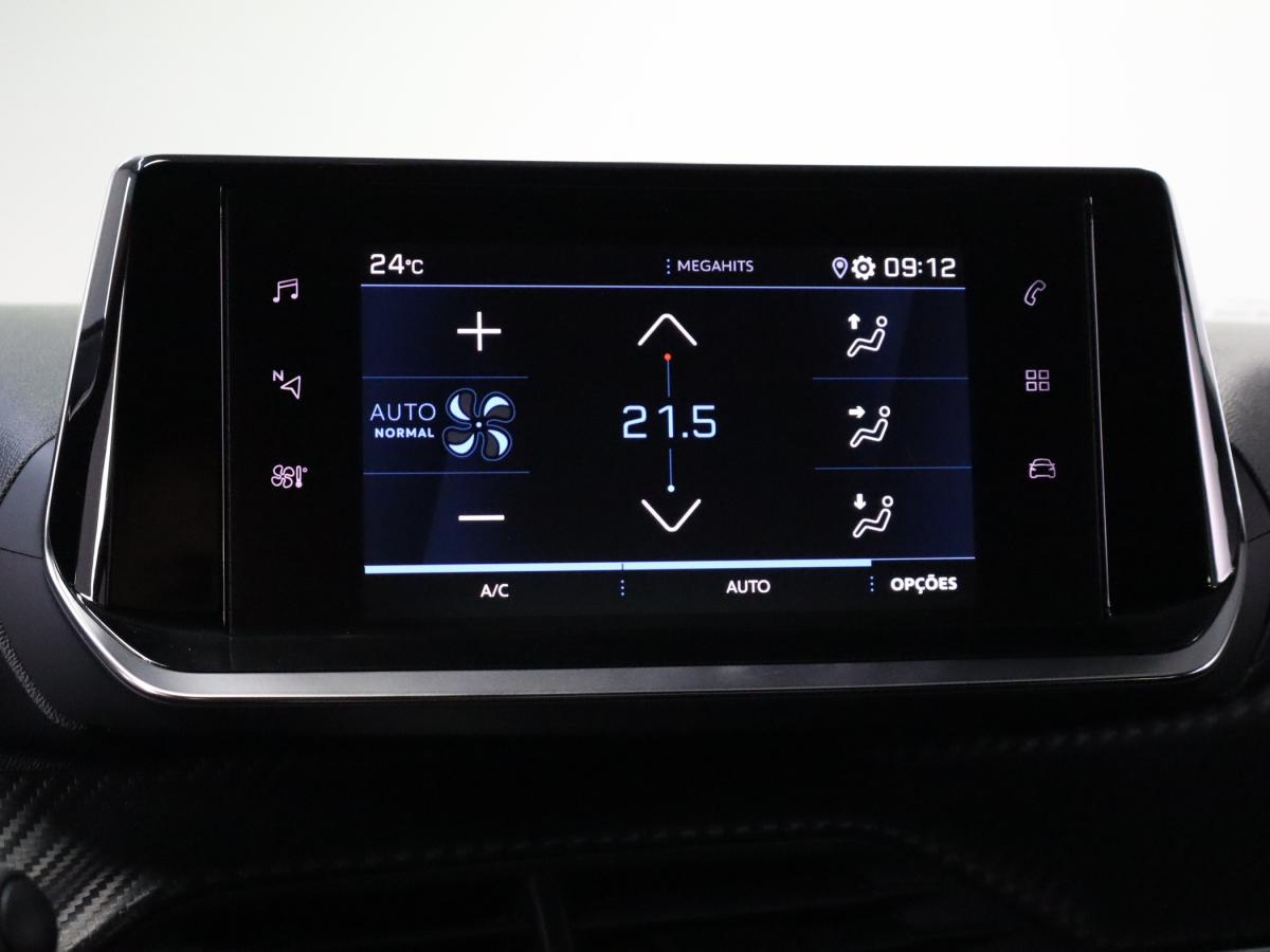 peugeot-2008-2023-diesel-1499cc