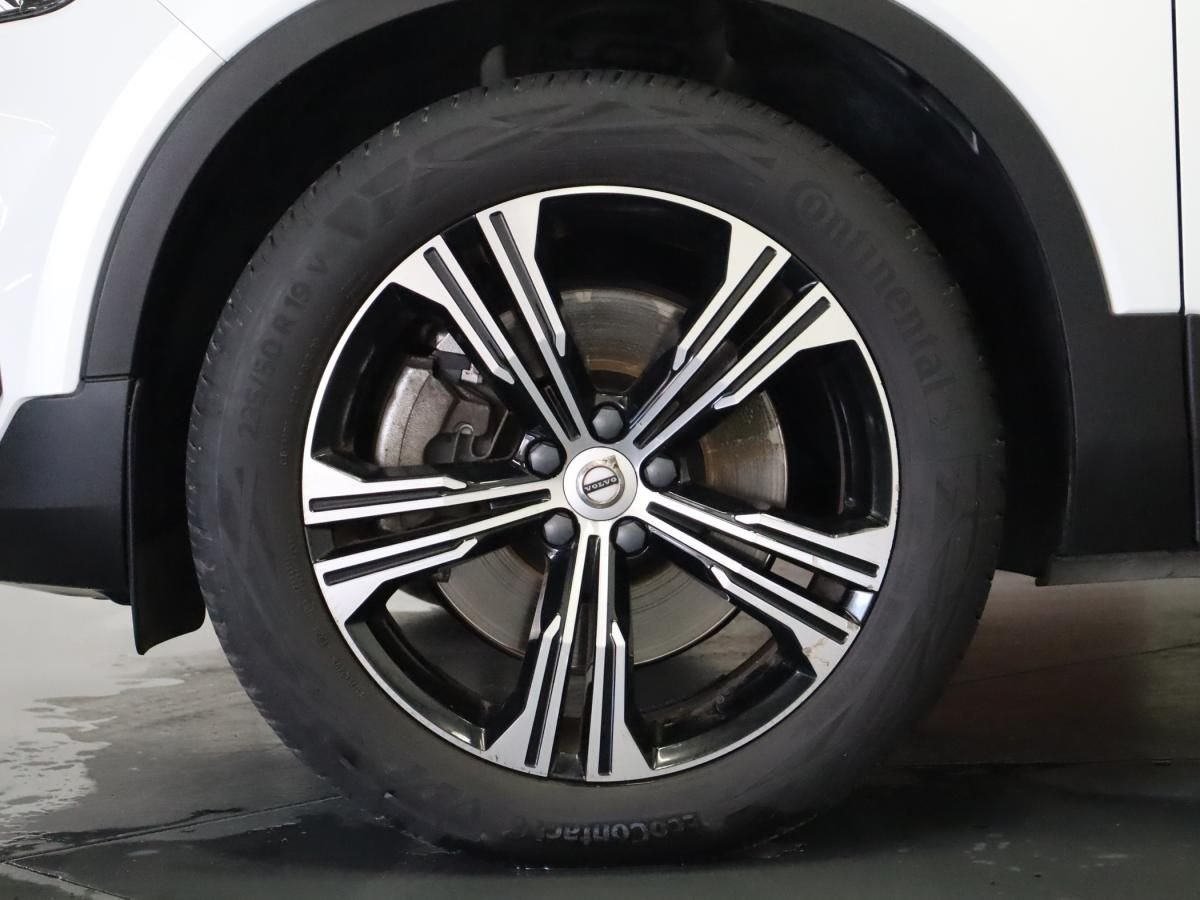 volvo-xc40-2021-hibrido-a-gasolina-1477cc