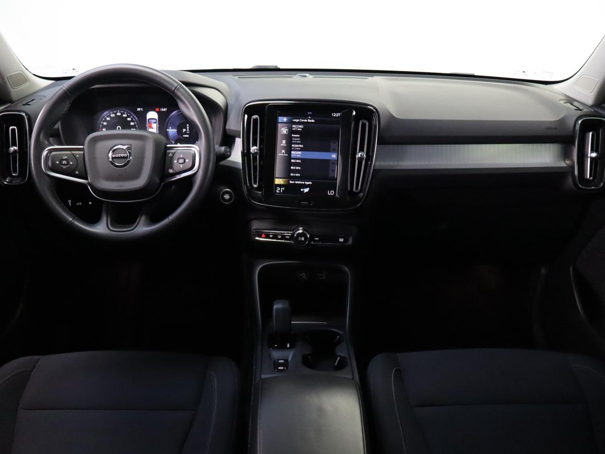 volvo-xc40-2021-hibrido-a-gasolina-1477cc