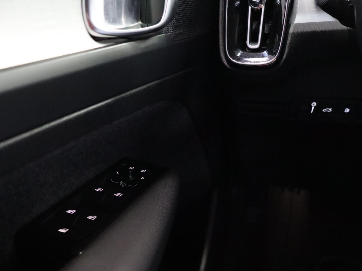 volvo-xc40-2021-hibrido-a-gasolina-1477cc
