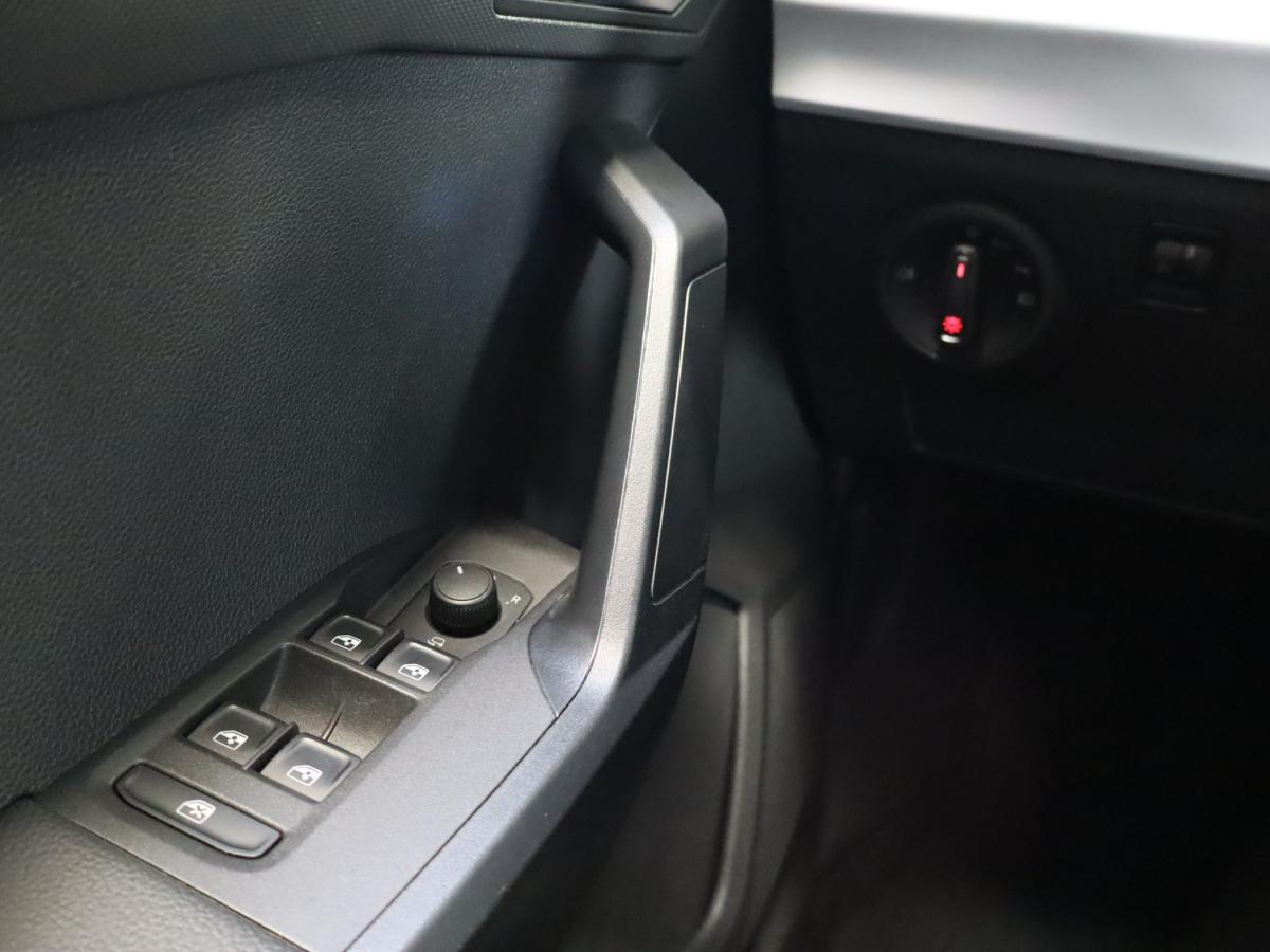 seat-arona-2025-gasolina-999cc