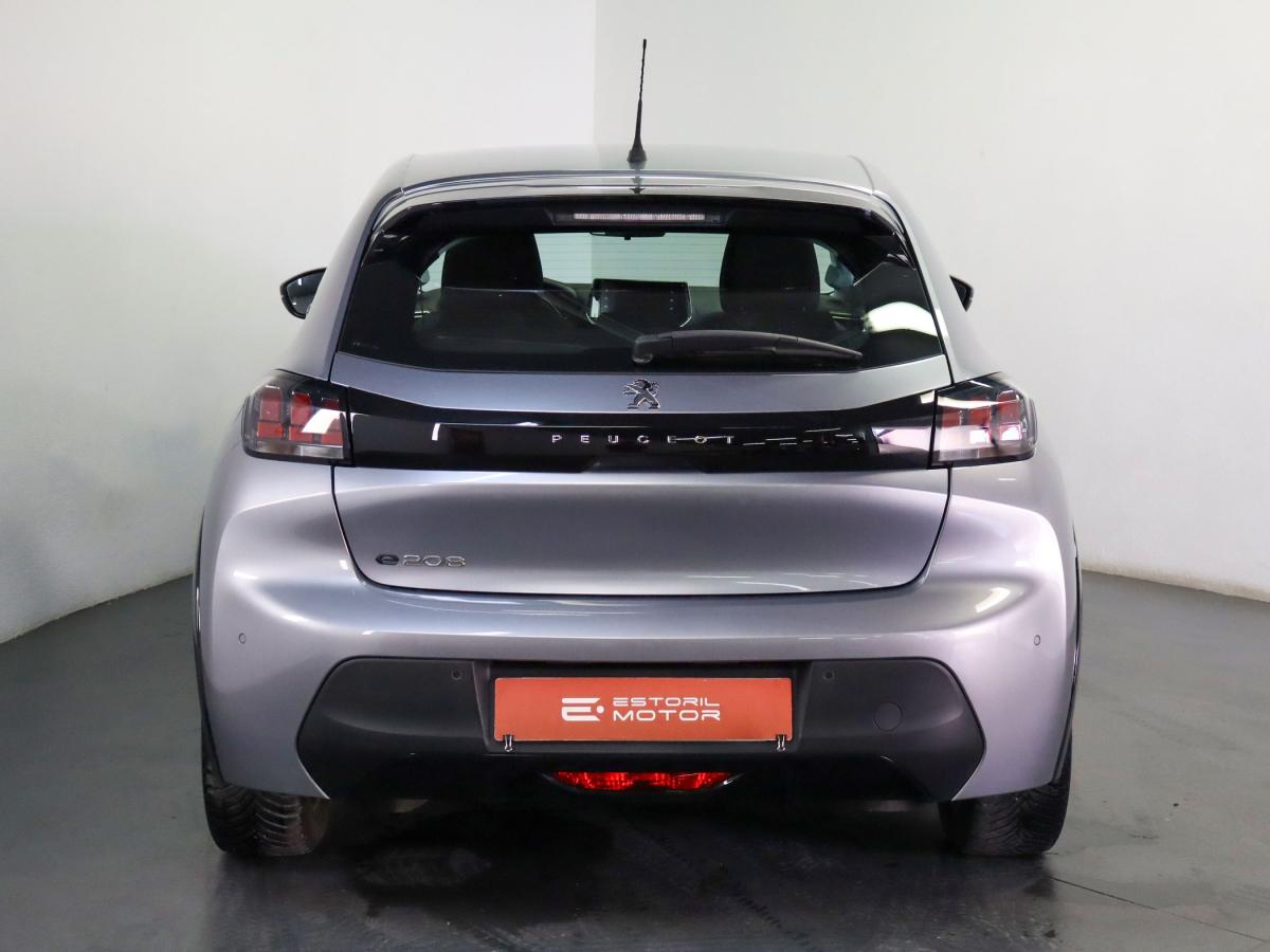 peugeot-208-2021-eletrico-500cc