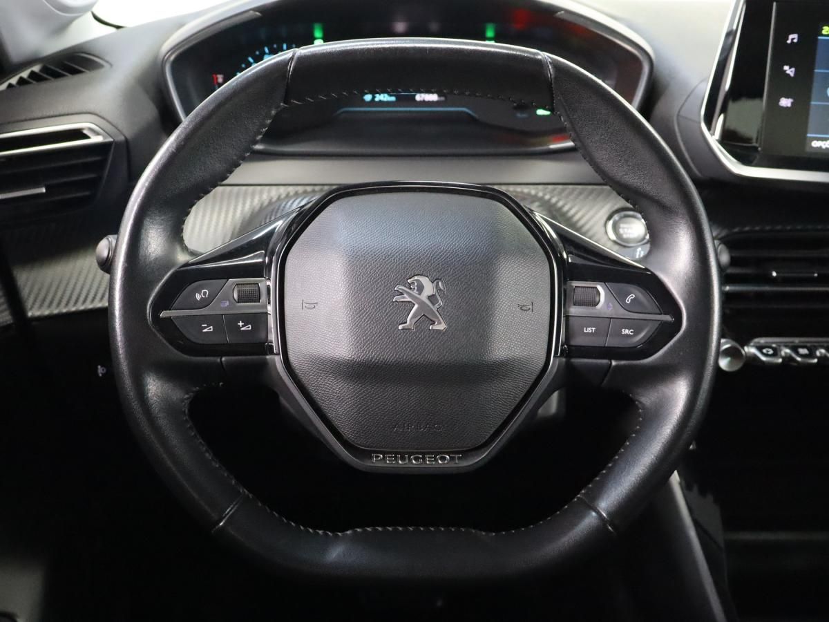 peugeot-208-2021-eletrico-500cc
