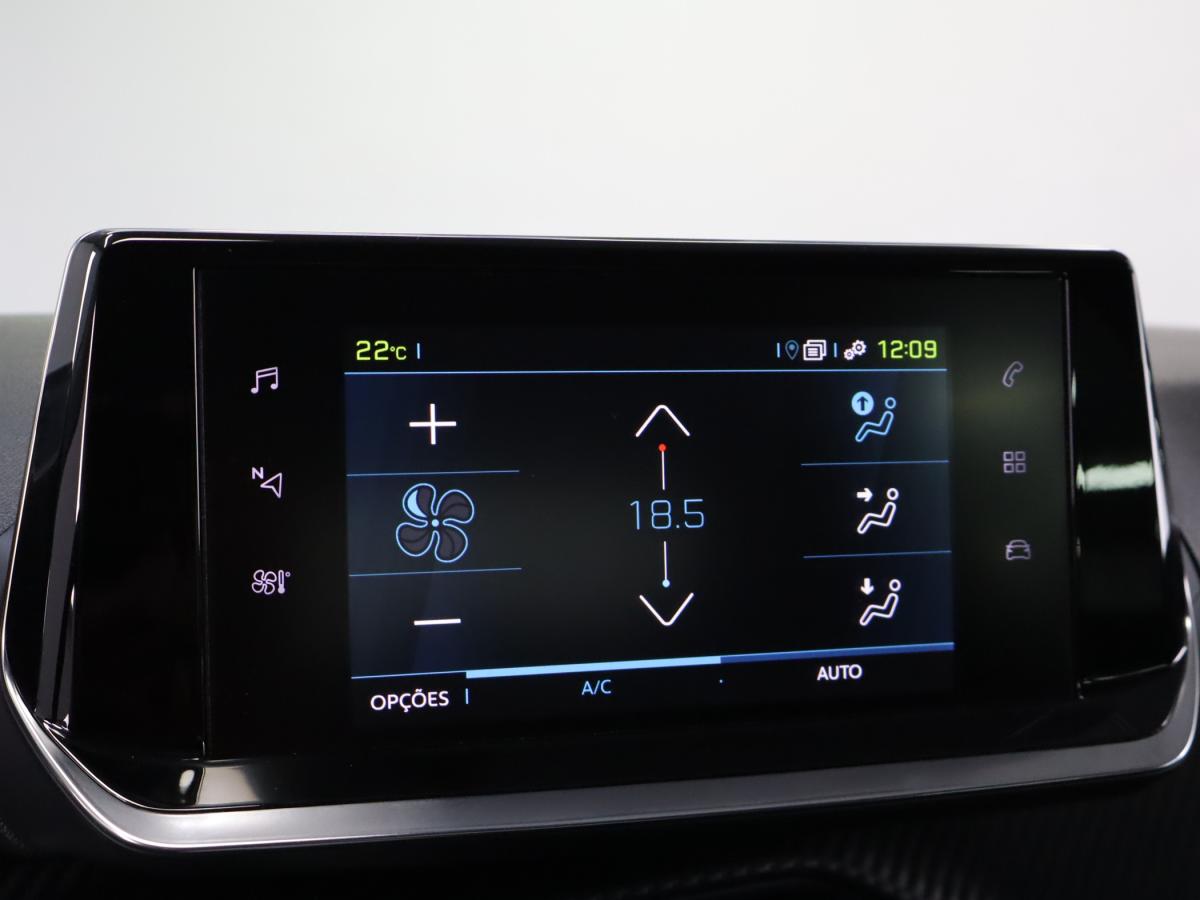 peugeot-208-2021-eletrico-500cc