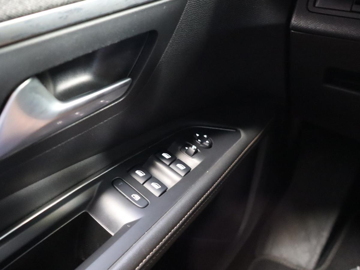 peugeot-5008-2020-diesel-1499cc