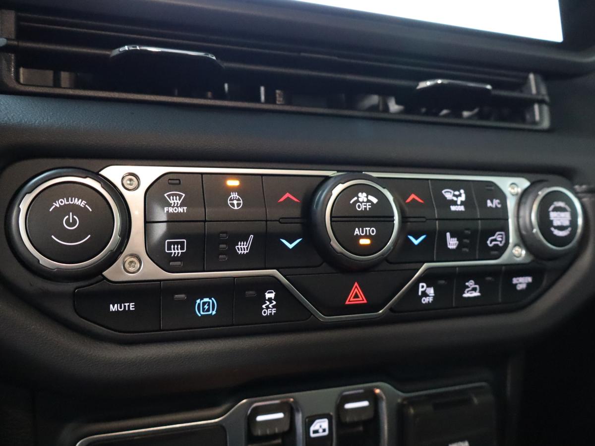 jeep-wrangler-2024-hibrido-a-gasolina-1995cc