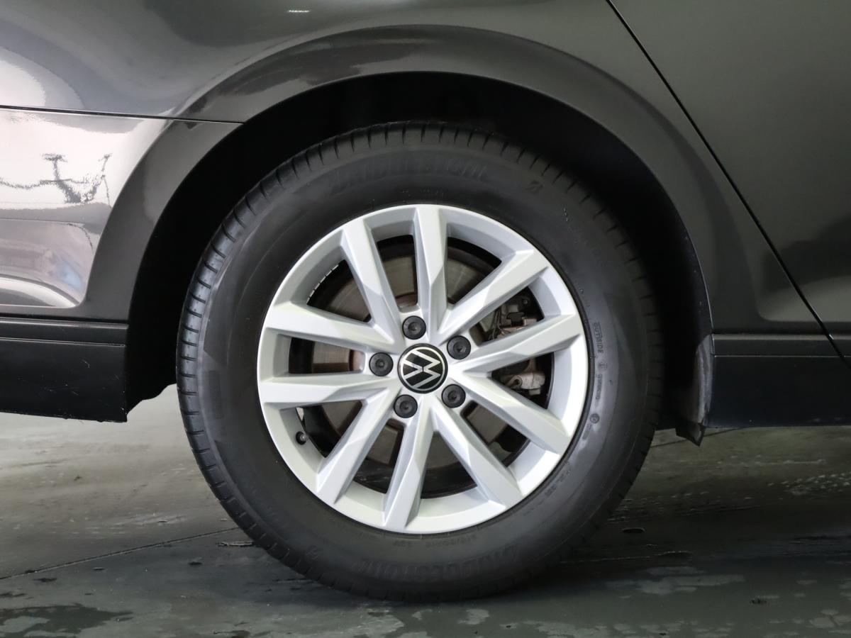 volkswagen-passat-variant-2021-diesel-1968cc