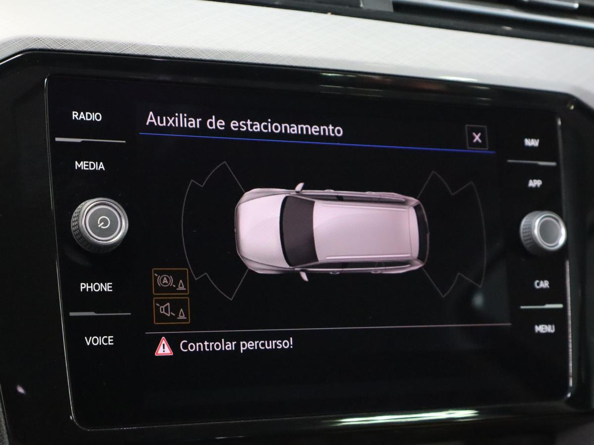 volkswagen-passat-variant-2021-diesel-1968cc