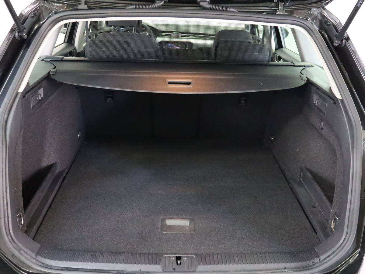 volkswagen-passat-variant-2021-diesel-1968cc