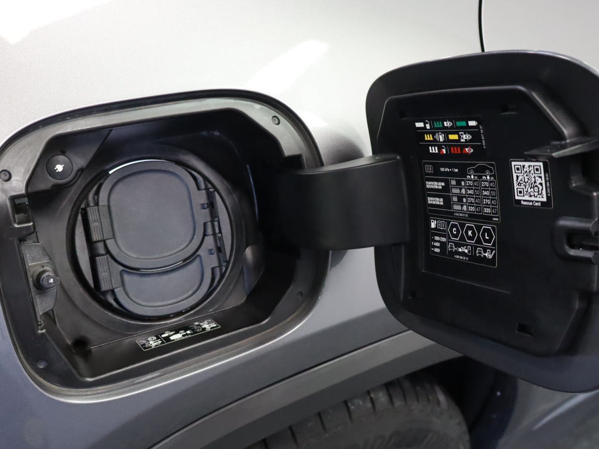 mercedes-benz-eqa-2023-eletrico-500cc