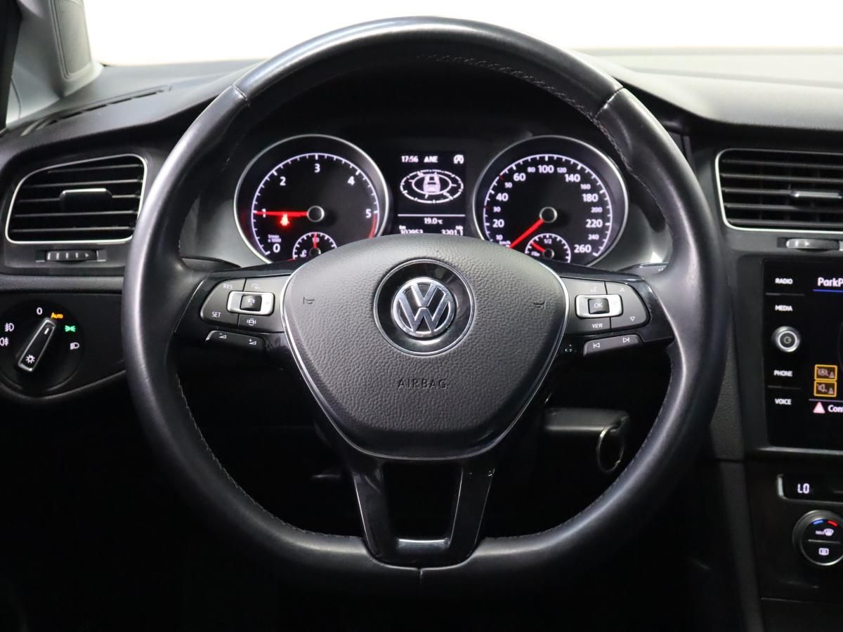 volkswagen-golf-variant-2020-diesel-1598cc