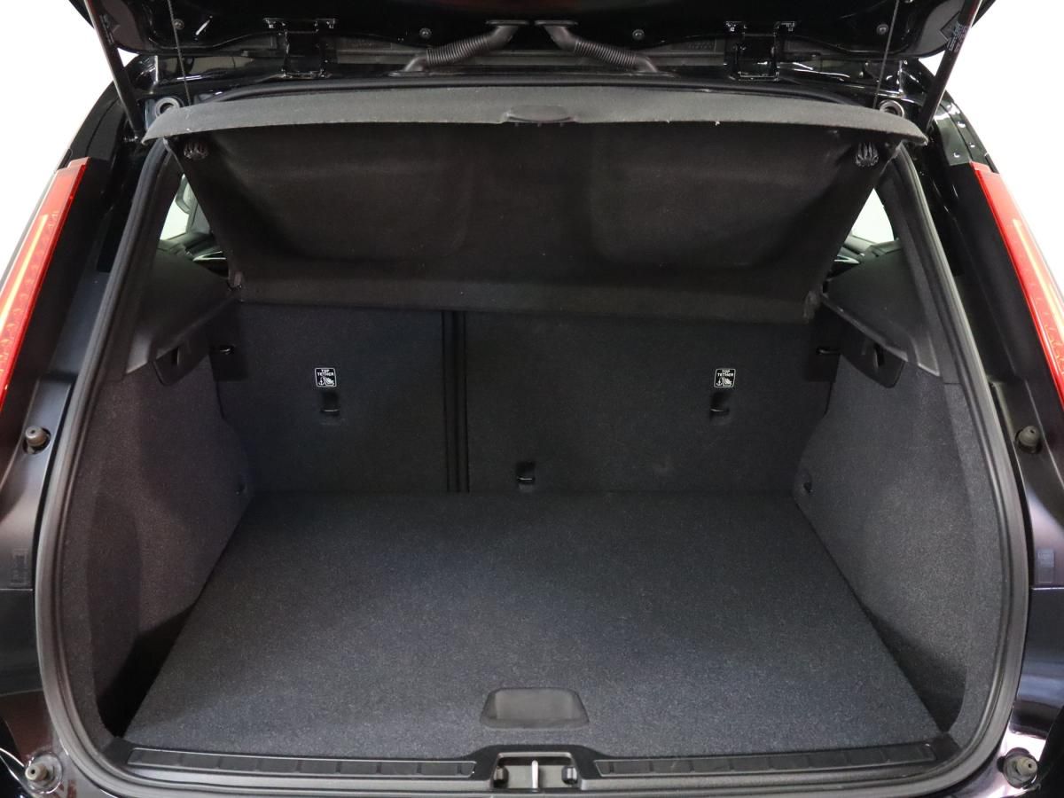 volvo-xc40-2020-gasolina-1477cc